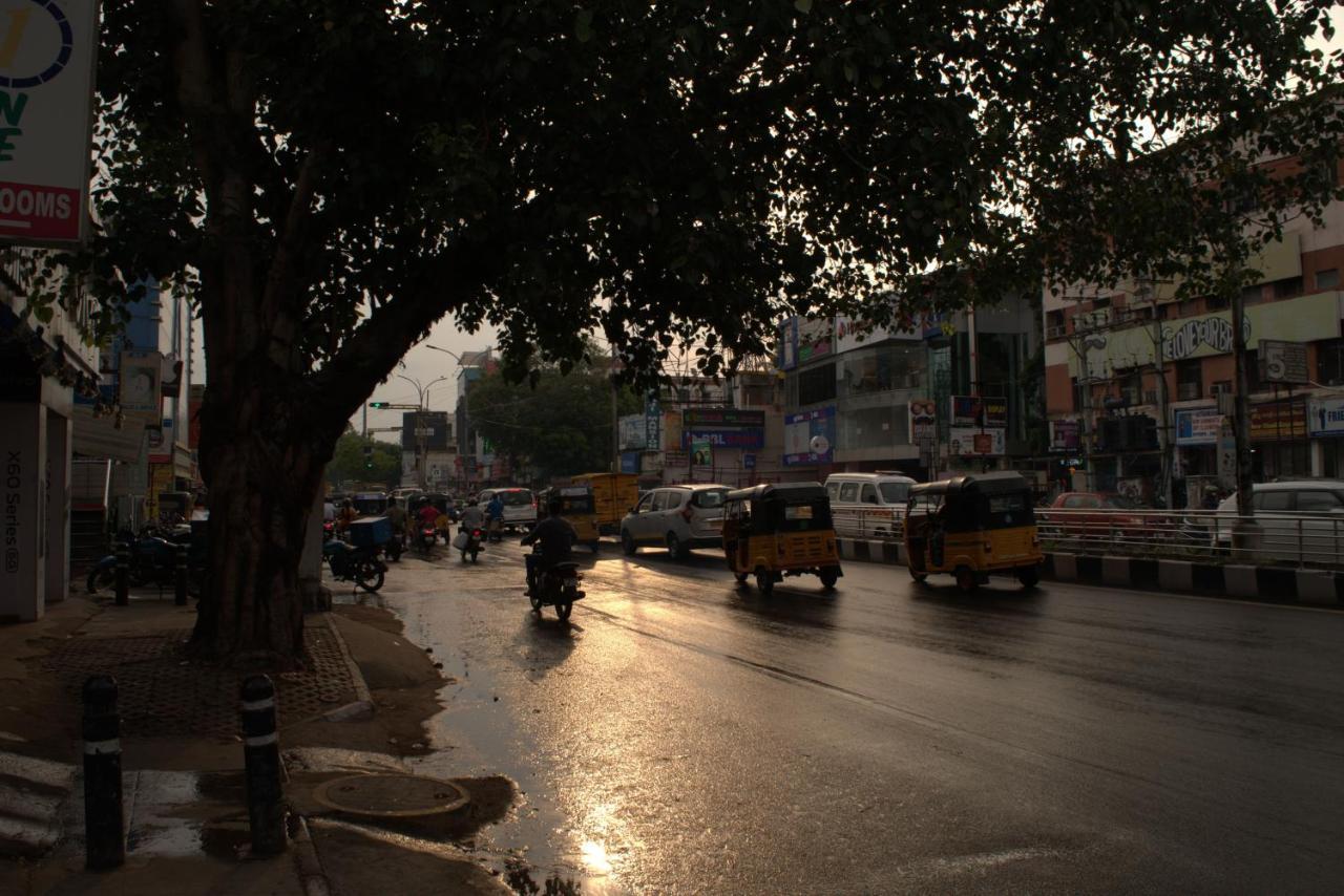 Bed and Breakfast Kans One Chennai Exterior foto